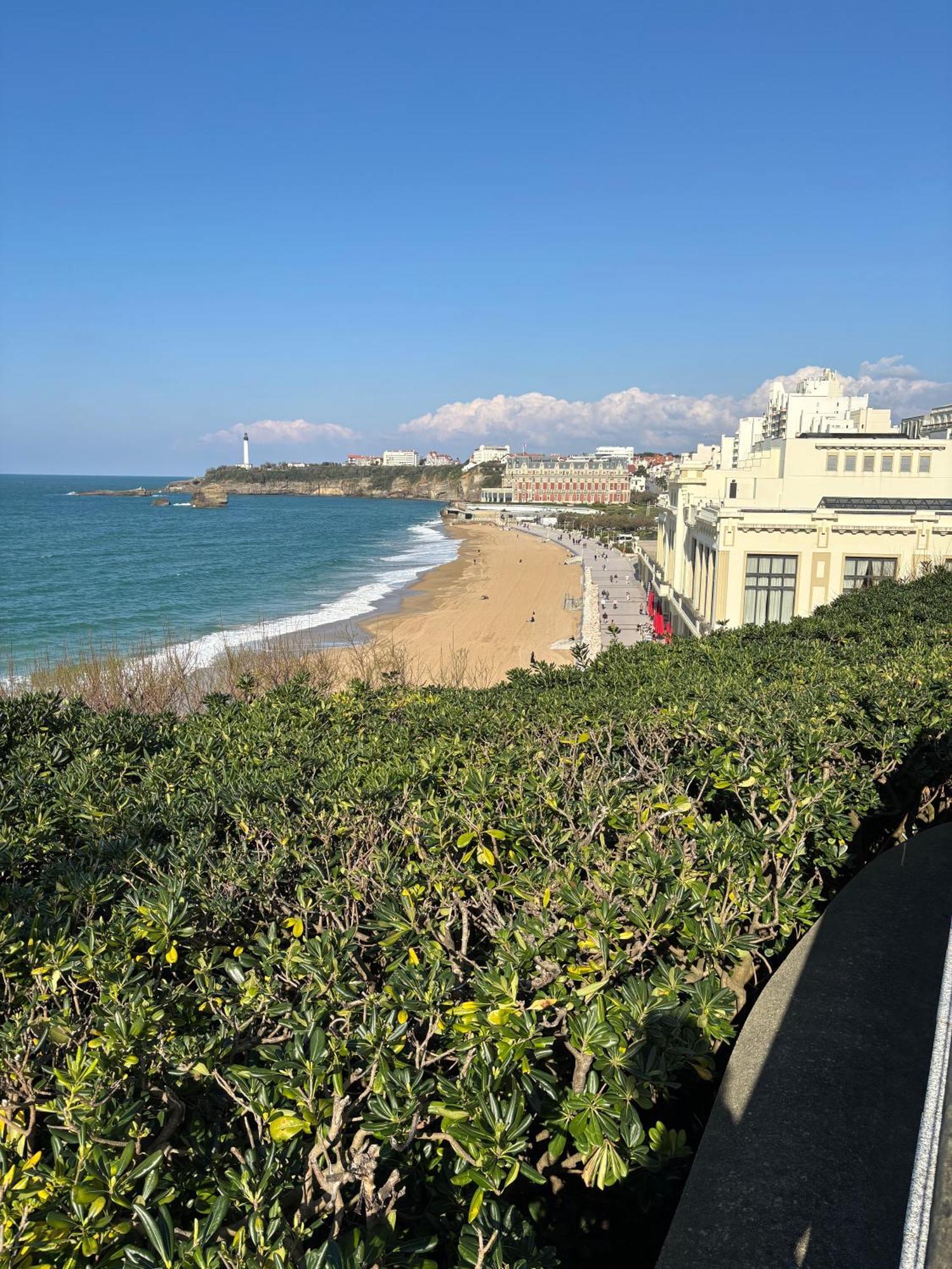 Studio Et Piscine Sur La Grande Plage Μπιαρίτζ Εξωτερικό φωτογραφία