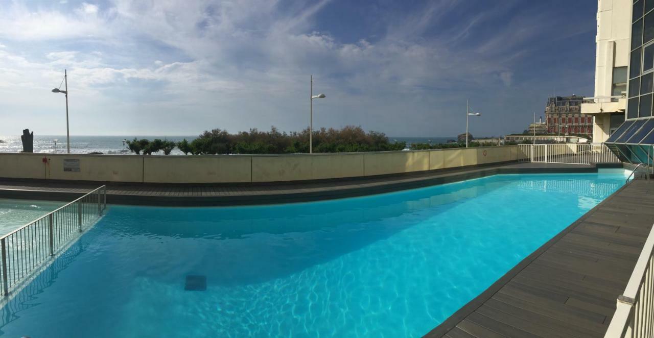 Studio Et Piscine Sur La Grande Plage Μπιαρίτζ Εξωτερικό φωτογραφία
